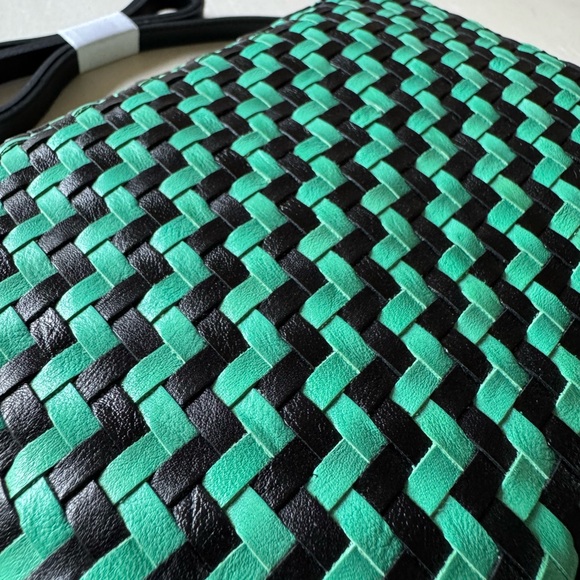 NWT Clare V Midi Sac, in RARE woven zigzag leather - Picture 4 of 5